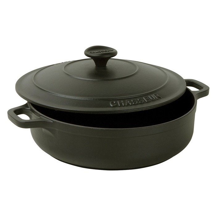 Shallow round casserole dish with lid cast iron black Le Chasseur