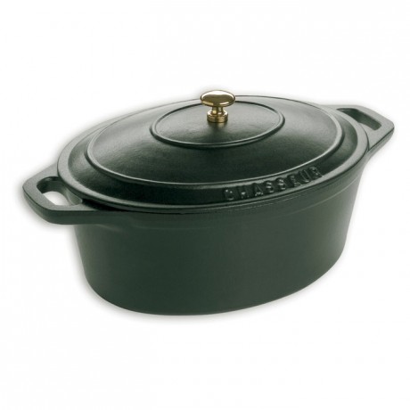 Matfer Oval casserole dish with lid cast iron black Le Chasseur